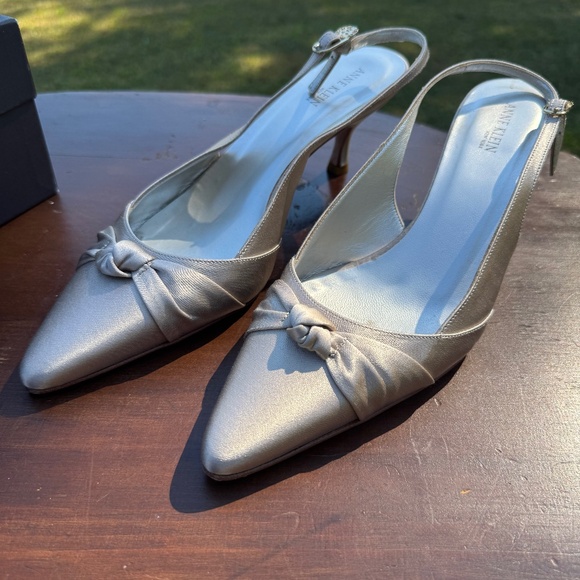 Anne Klein satin slingback kitten heel pumps - Picture 1 of 8